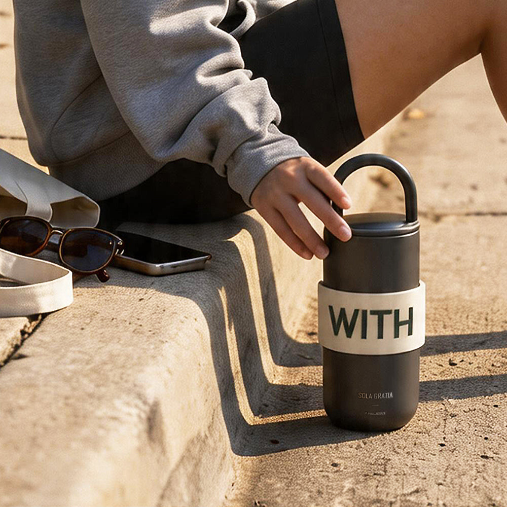 Christian Insulated Stainless Steel Tumbler with Handle – Isaiah 41:10 Scripture, 550ml | 2 Colors